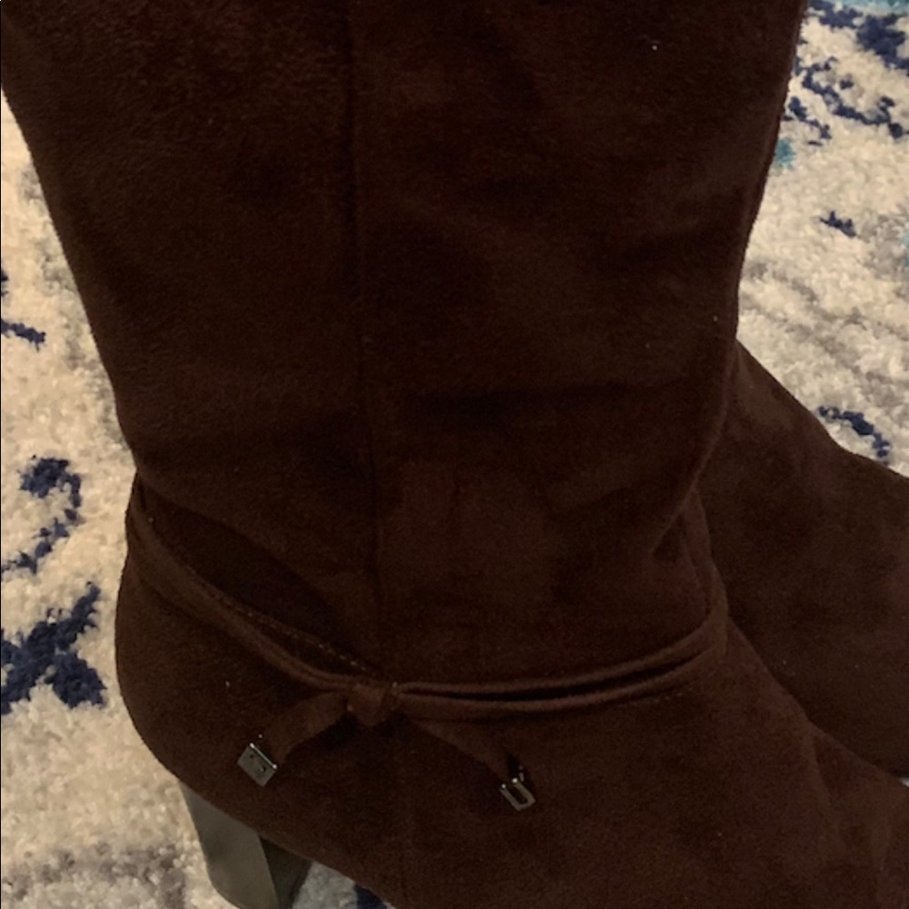 NWT Brown Suede Boots - Picture 7 of 7